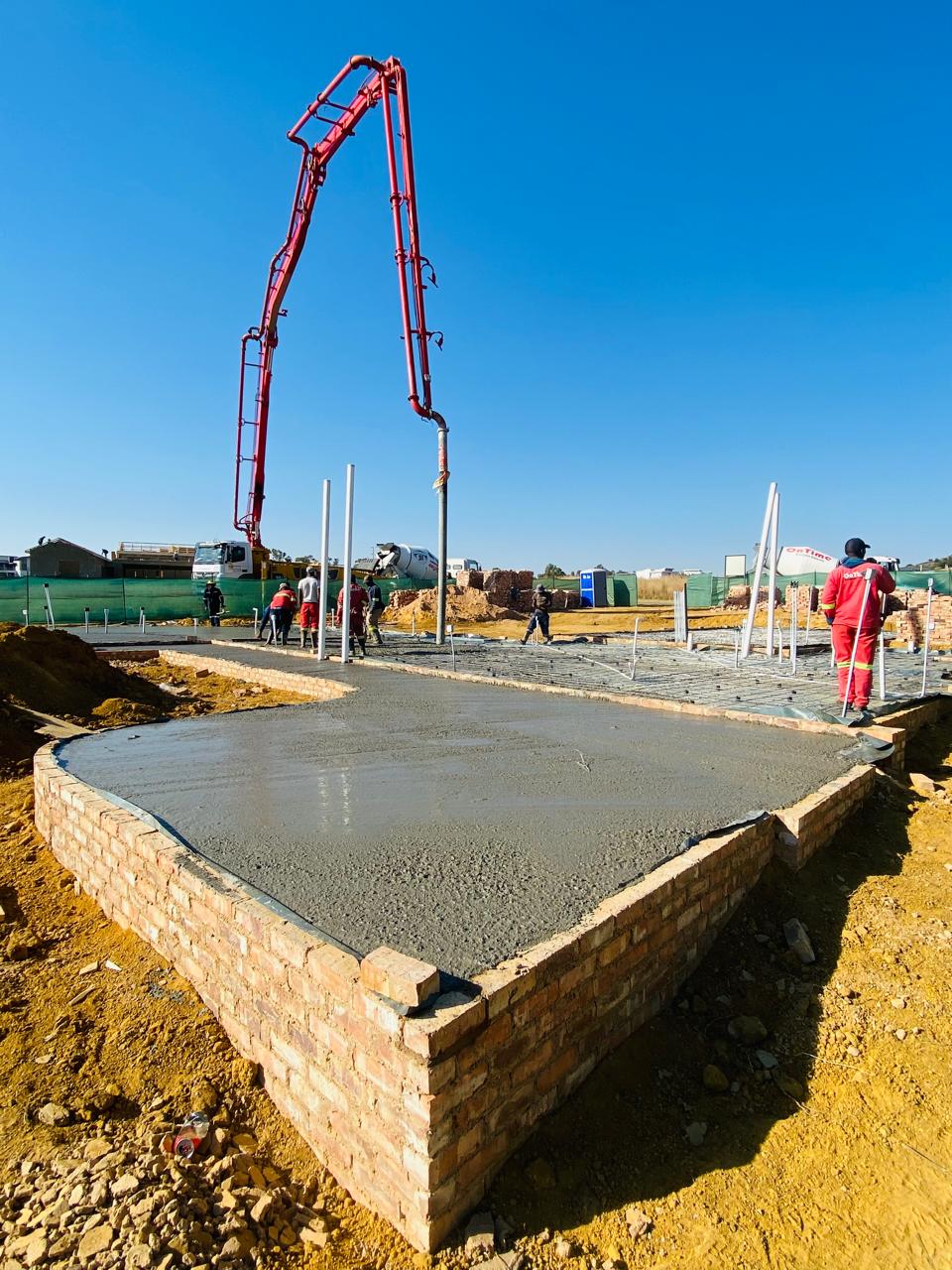 Strip-footing concrete pour on brickwork foundation